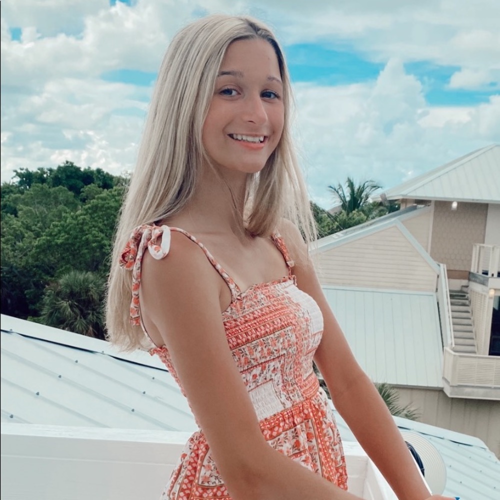 Meet your Posher, Hannah